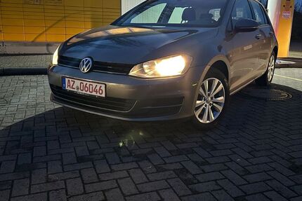 VW Golf 122.000 km 8.000 &euro; Flörsheim-Dalsheim 67592
