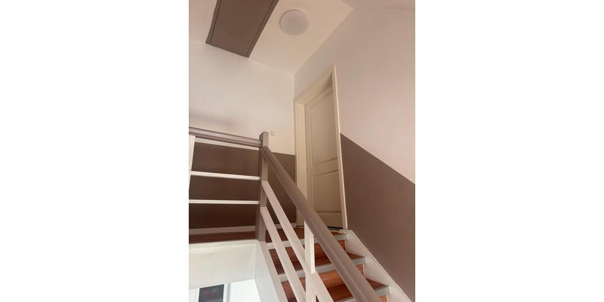 Etagenwohnung Ludwigshafen am Rhein Ludwigshafen-Hemshof - 2 Zimmer, 55 m&sup2;, 800&euro; | Angebot:27615315