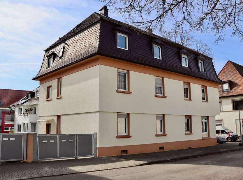 Haus zum Kaufen in Mannheim 1.083.500 € 426.96 m²