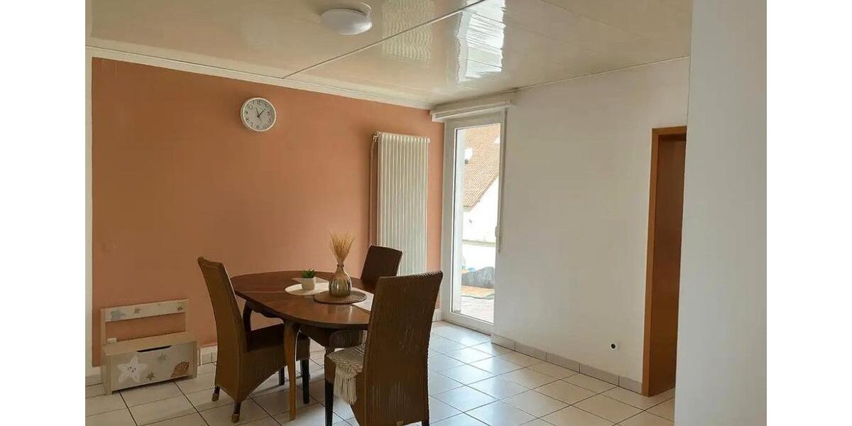 Etagenwohnung Westhofen - 5 Zimmer, 112 m&sup2;, 1.100&euro; | Angebot:26479718