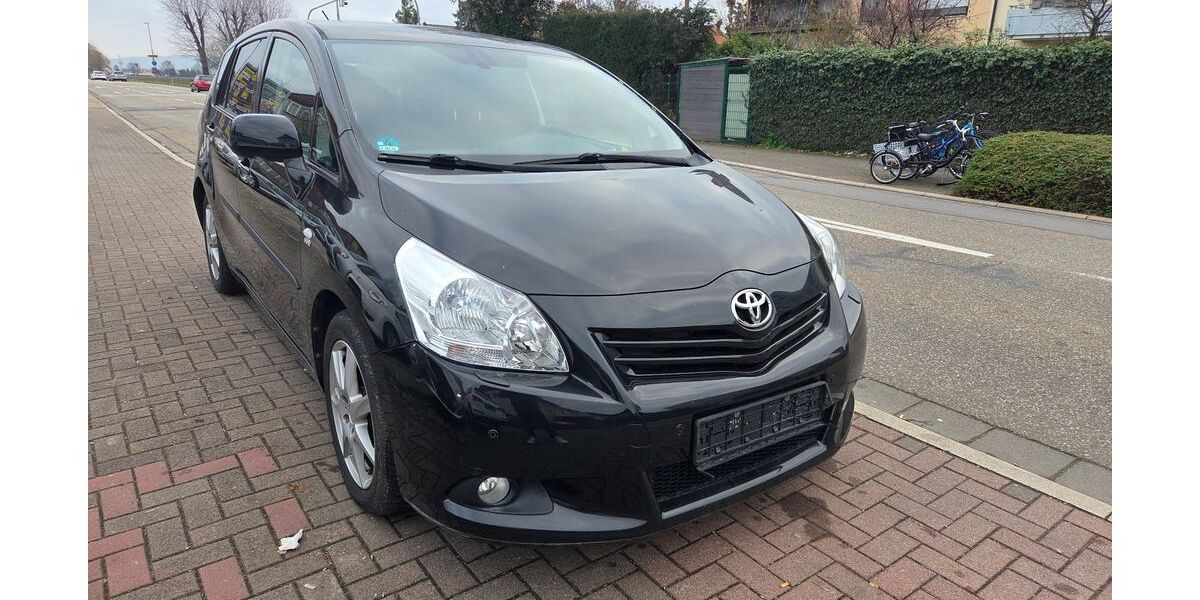 Toyota Verso 145.000 km 9.800 &euro; Oftersheim 68723