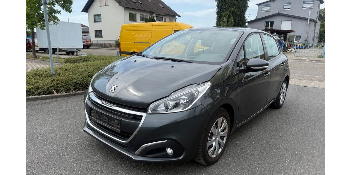 Peugeot 208 132.000 km 5.600 &euro; Schwetzingen 68723