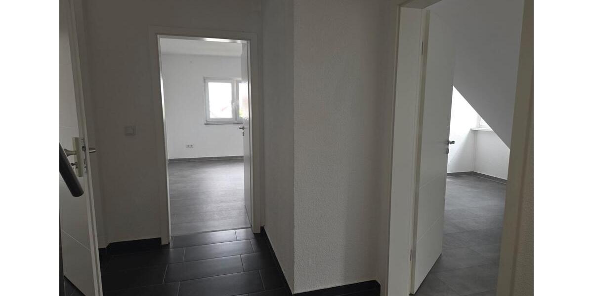 Maisonettenwohnung Mutterstadt - 6 Zimmer, 200 m&sup2;, 2.340&euro; | Angebot:26365112