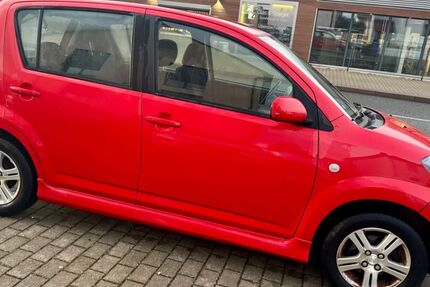 Daihatsu Sirion 173.000 km 1.990 &euro; Worms 67551