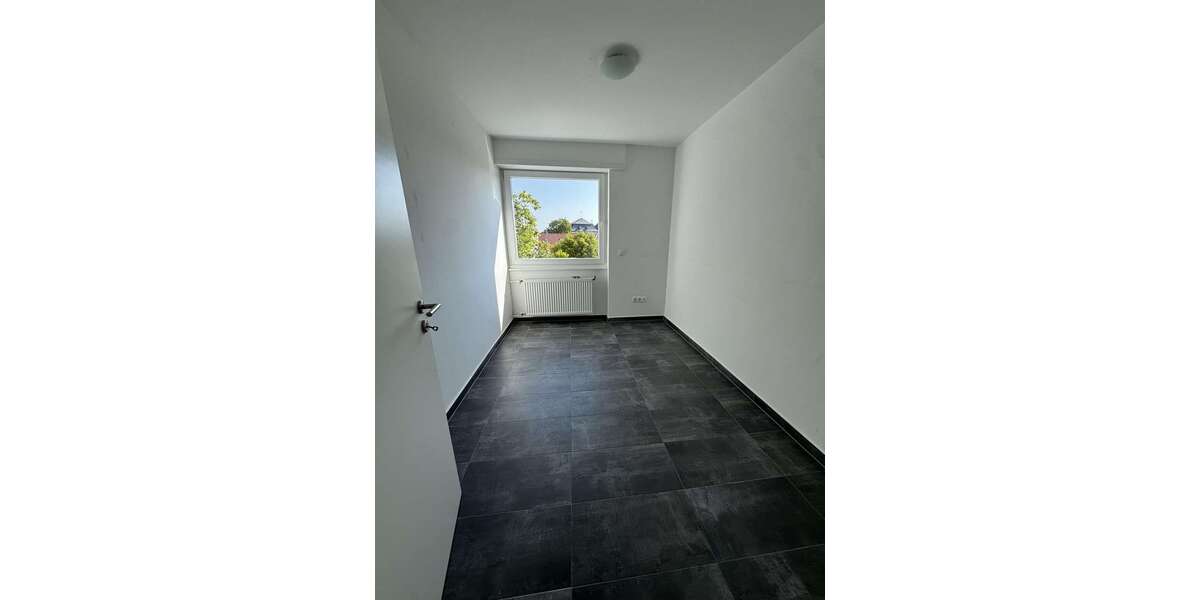 Etagenwohnung Ilvesheim - 3 Zimmer, 80 m&sup2;, 1.200&euro; | Angebot:27101182