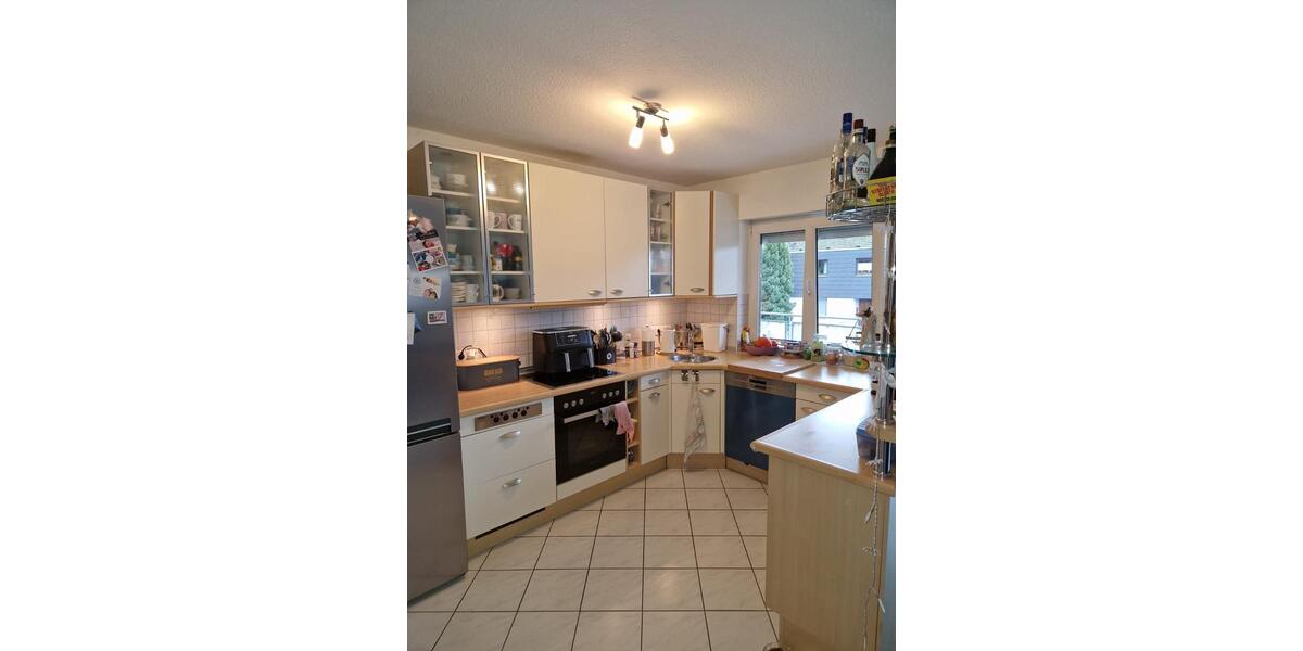 Etagenwohnung Weinheim - 4 Zimmer, 110 m&sup2;, 1.250&euro; | Angebot:25253397