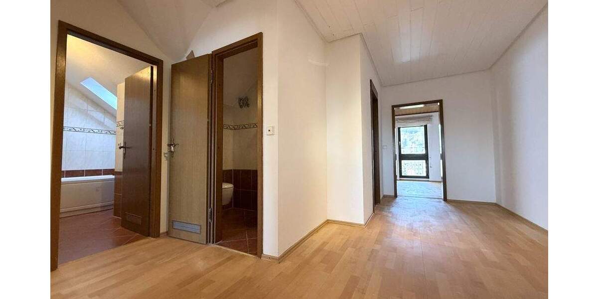 +++ Freie Dreizimmerwohnung mit toller Aussicht in Heppenheim +++ 3 zimmer