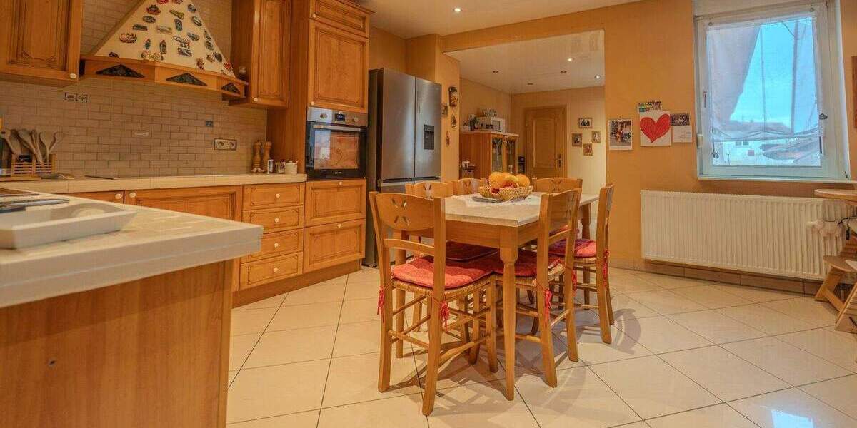 Einfamilienhaus Edingen-Neckarhausen Edingen - 7 Zimmer, 283 m&sup2;, 645.000&euro; | Angebot:25669391