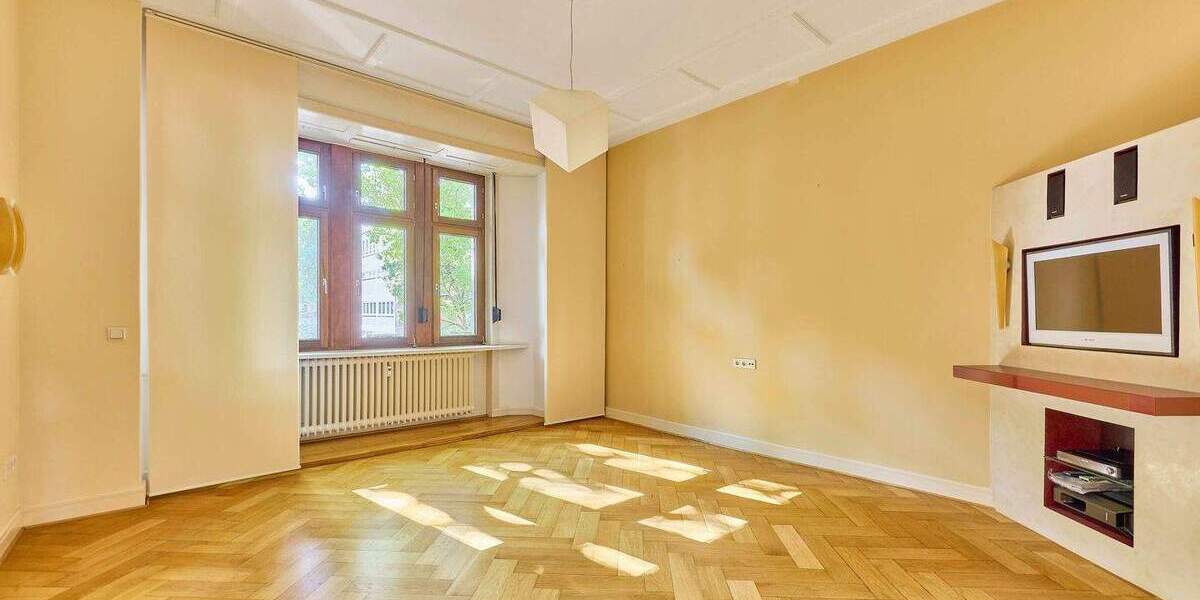 Stilvolle 4-Zimmeraltbauwohnung mit 2 Balkonen in der Belle Etage der Schwetzinger Vorstadt 4 zimmer