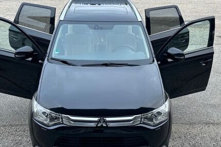 Mitsubishi Outlander 173.862 km 9.900 &euro; Mannheim 68167