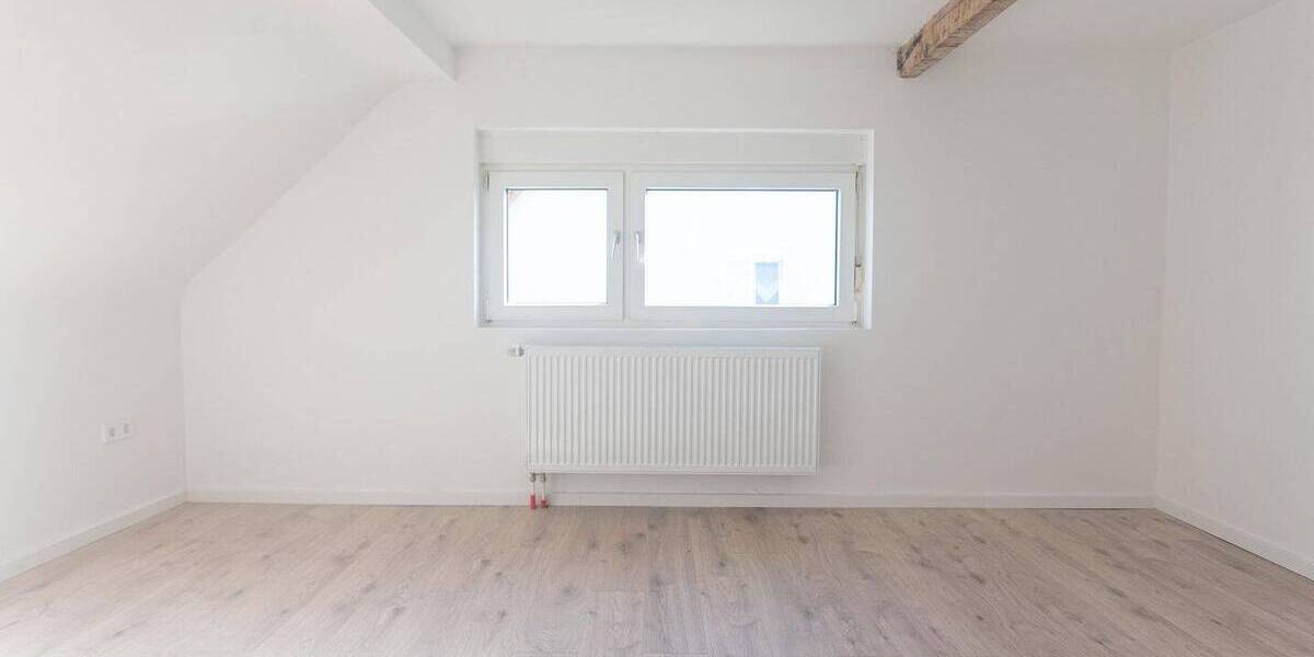 Doppelhaushälfte Mannheim Gartenstadt - 6 Zimmer, 152 m&sup2;, 1.885&euro; | Angebot:26092845