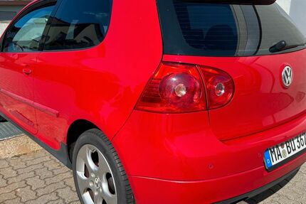 VW Golf 218.000 km 3.500 &euro; Mannheim 68239