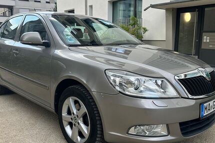 Skoda Octavia 240.000 km 4.490 &euro; mannheim 68167