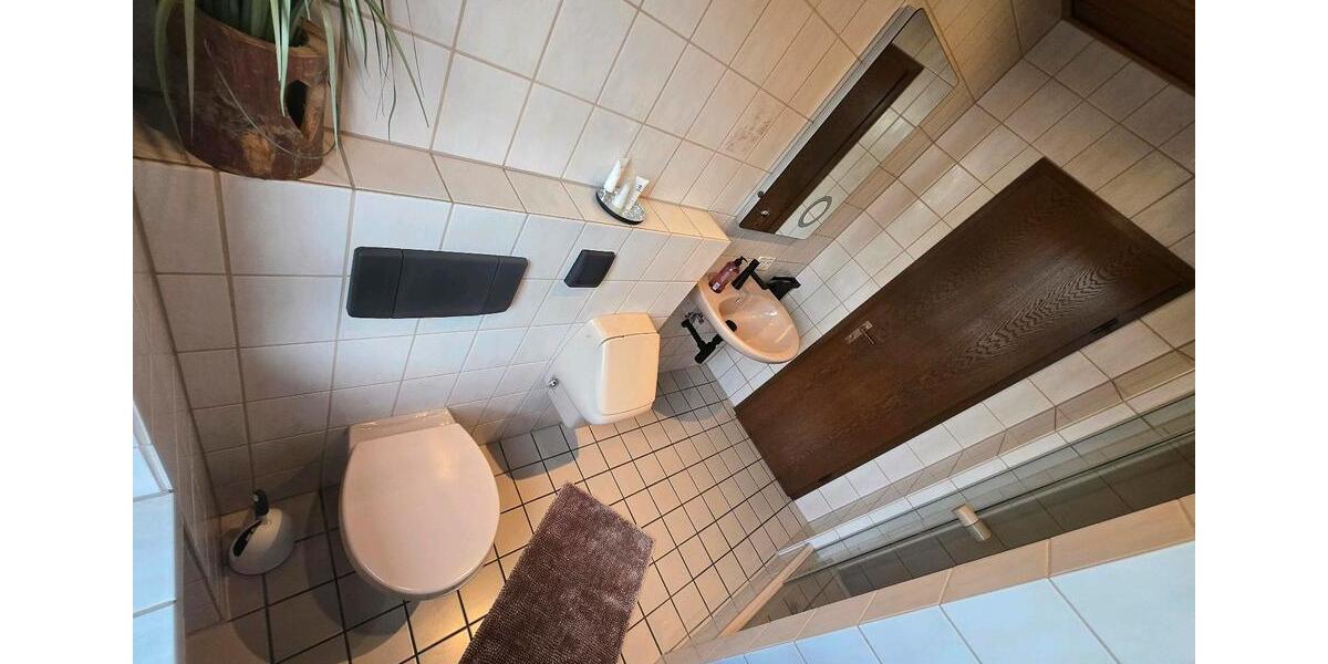 Wohnung mit XXL-Terrasse & Garten + Gartenhaus & Stellplatz 2 zimmer