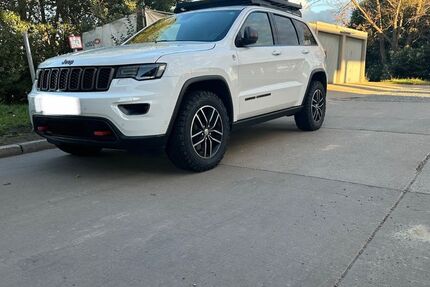 Jeep Grand Cherokee 102.000 km 23.999 &euro; Wiesloch 69168