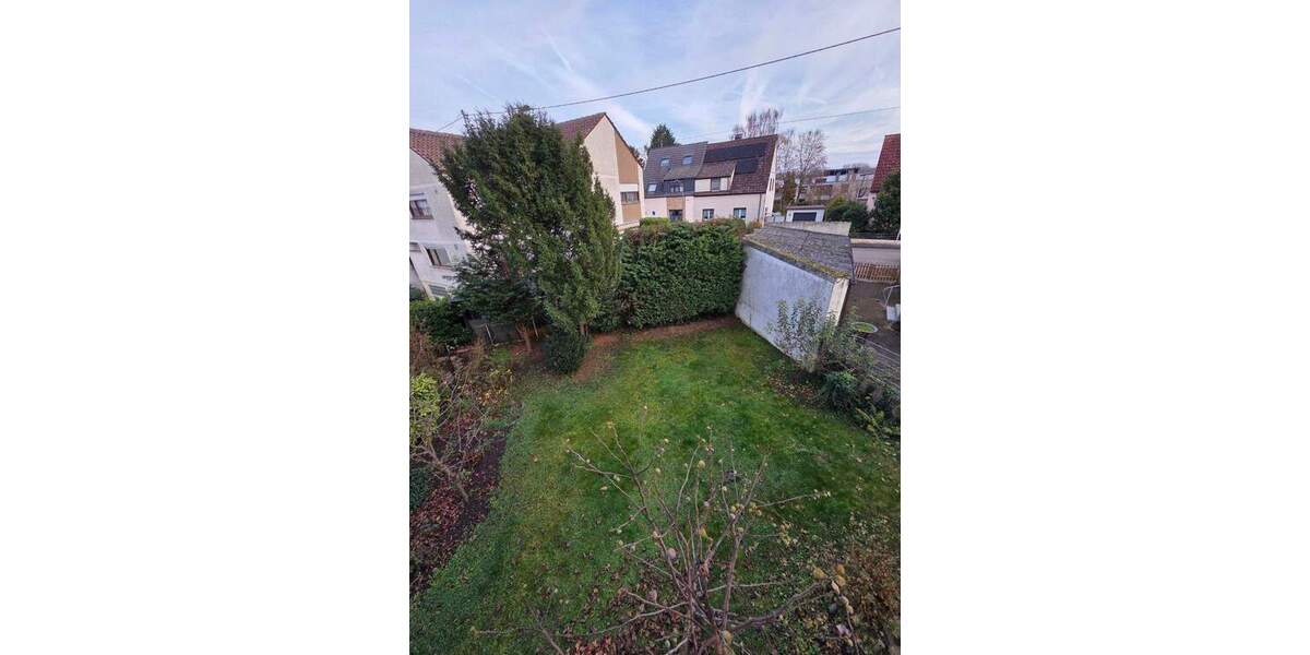 *** Großes Ein-Zweifamilienhaus mit Garten sucht neuen Eigentümer!!*** 7 zimmer