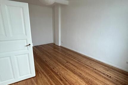 2 Zimmer in 4er WG Lampertheim zimmer