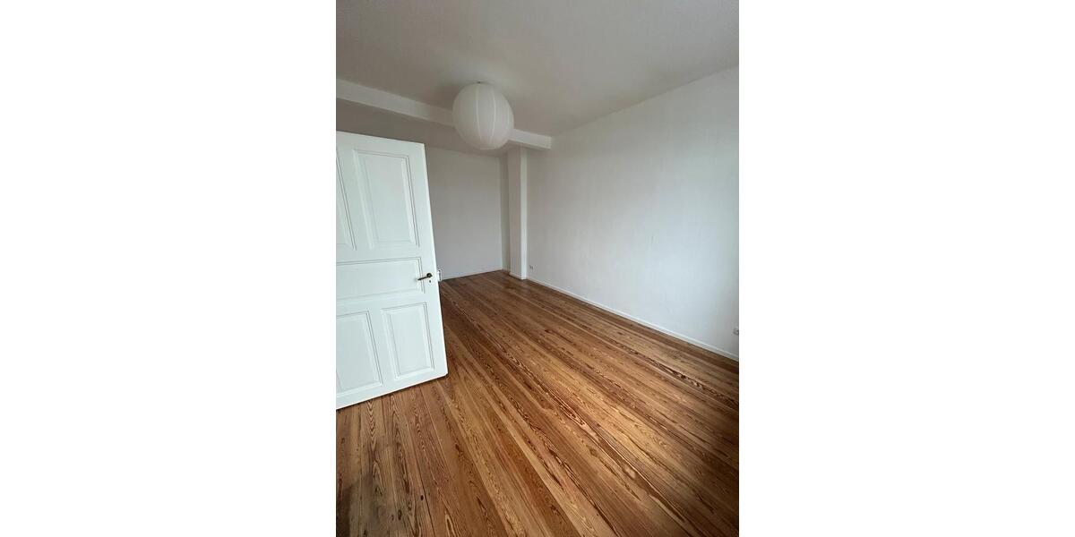 2 Zimmer in 4er WG Lampertheim zimmer