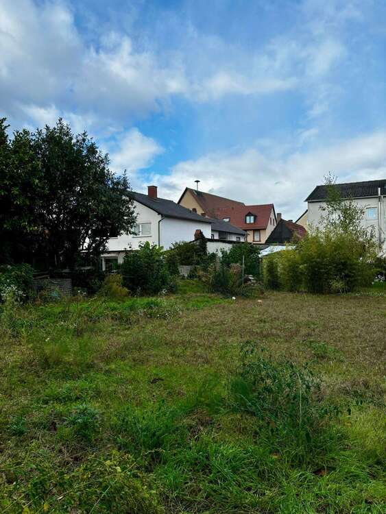 Grundstück zu verkaufen in Dudenhofen 299.000 € 759 m²