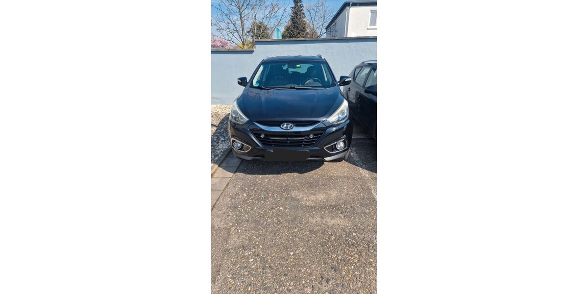 Hyundai ix35 128.000 km 9.799 &euro; Neustadt 67434
