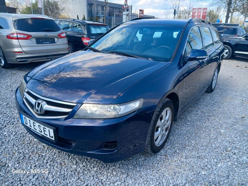 Honda Accord 303.000 km 990 € Worms 67547