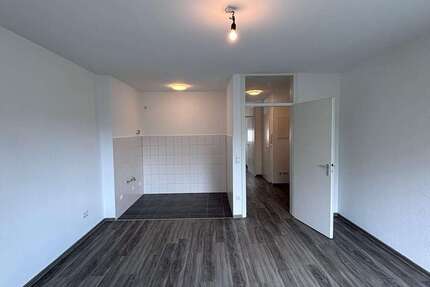 Wohnung Ludwigshafen Ludwigshafen-Hemshof - 2 Zimmer, 48 m&sup2;, 617&euro; | Angebot:27279524