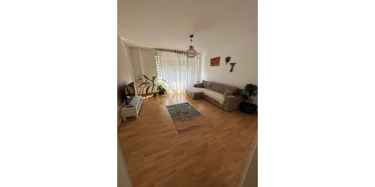 Etagenwohnung Ludwigshafen Edigheim - 3 Zimmer, 77 m&sup2;, 930&euro; | Angebot:26290173