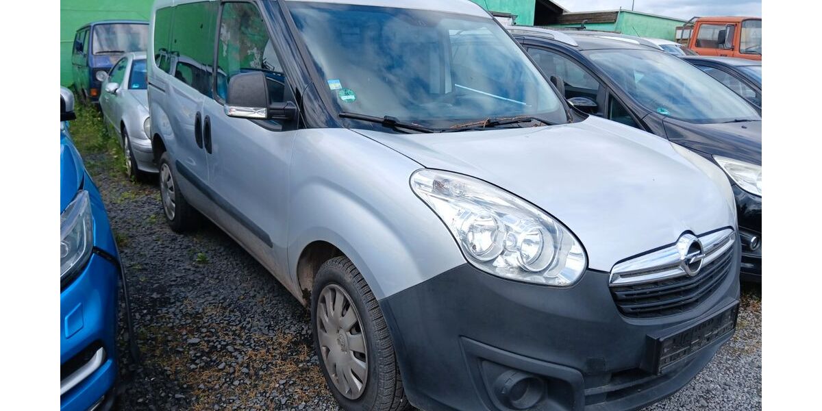 Opel Combo 195.000 km 2.399 &euro; Ludwigshafen 67065