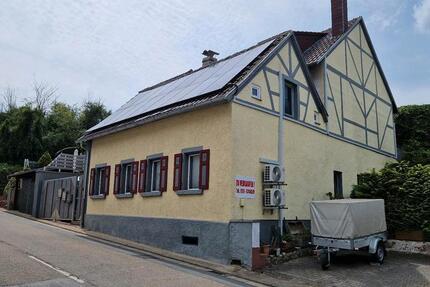 Haus Gerolsheim - 12 Zimmer, 300 m&sup2;, 600.000&euro; | Angebot:26215838