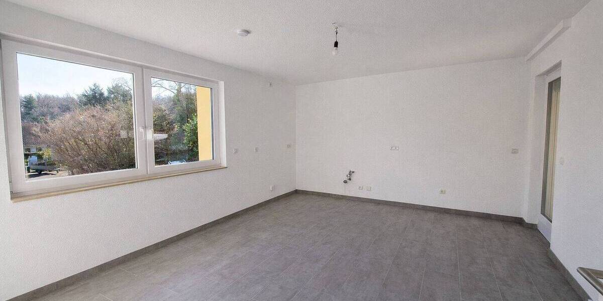 Mehrfamilienhaus, Wohnhaus Bad Dürkheim - 5 Zimmer, 156 m&sup2;, 1.800&euro; | Angebot:26204183