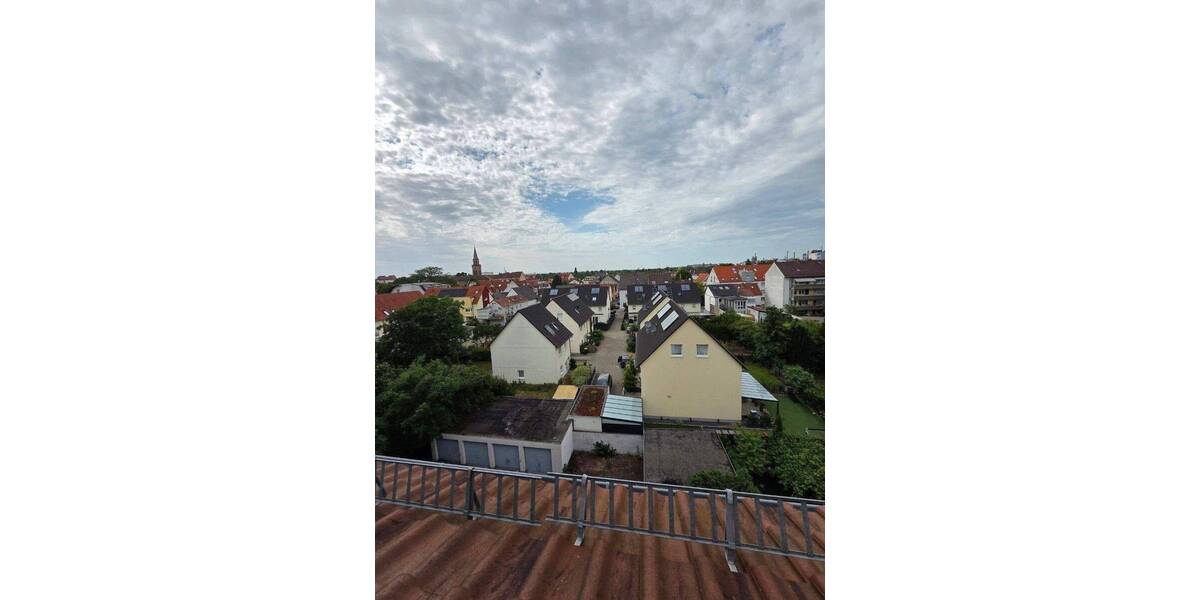 Etagenwohnung Ludwigshafen am Rhein Friesenheim/Nord - 5 Zimmer, 128 m&sup2;, 999&euro; | Angebot:26904100