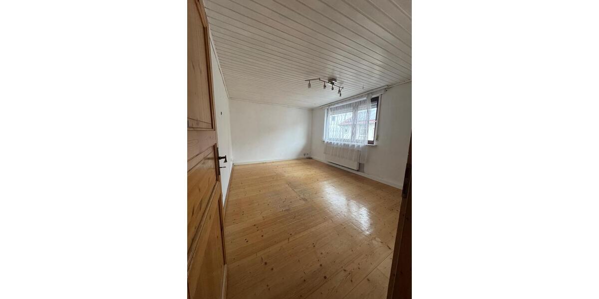 Einfamilienhaus mit Garten und Wintergarten 4 zimmer