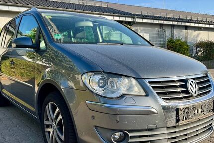 VW Touran 257.000 km 2.999 &euro; Eppelheim 69214