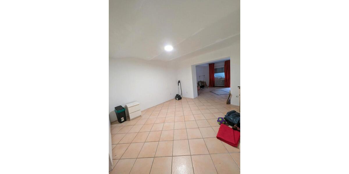 charmantes Haus in Neuostheim 9 zimmer