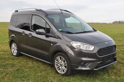 Ford Tourneo Courier 58.000 km 11.690 &euro; Mannheim 68305