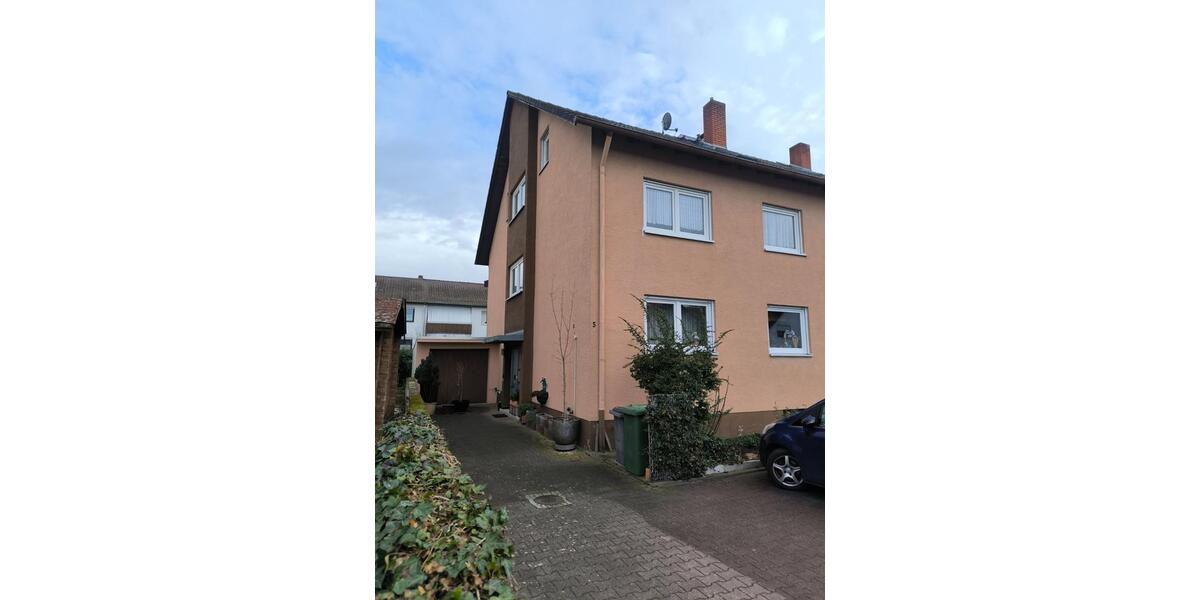 Dachgeschoßwohnung Edingen-Neckarhausen Neckarhausen - 2.5 Zimmer, 58 m&sup2;, 870&euro; | Angebot:25294169