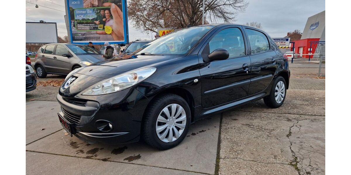 Peugeot 206 153.000 km 2.450 &euro; Mannheim 68199
