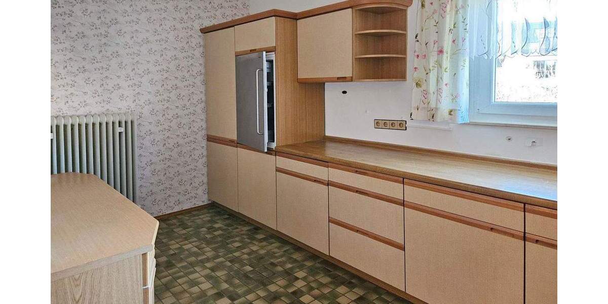 Mehrfamilienhaus, Wohnhaus Wiesloch - 4 Zimmer, 135 m&sup2;, 370.000&euro; | Angebot:25357066