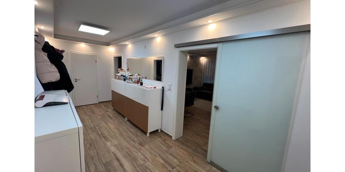 Erdgeschoßwohnung Mannheim Gartenstadt - 4 Zimmer, 90 m&sup2;, 1.730&euro; | Angebot:26469698