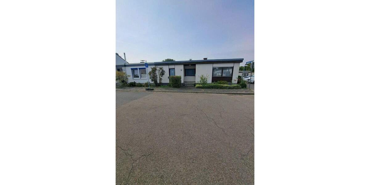 Einfamilienhaus Ludwigshafen am Rhein Pfingstweide - 5 Zimmer, 144 m&sup2;, 1.499&euro; | Angebot:23145490