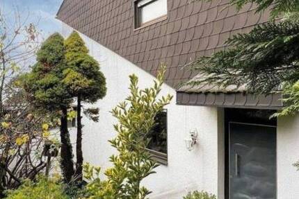 Haus Leimen - 7 Zimmer, 207 m&sup2;, 699.000&euro; | Angebot:23537071