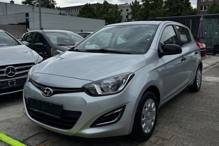Hyundai i20 155.807 km 4.290 &euro; Mannheim 68199