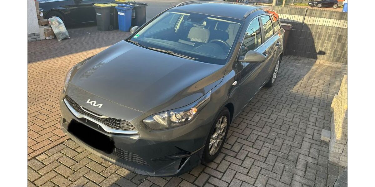 Kia ceed Sportswagon 62.200 km 17.400 &euro; Ludwigshafen 67071