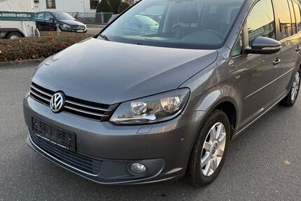 VW Touran 225.000 km 5.900 € Schwetzingen 68723