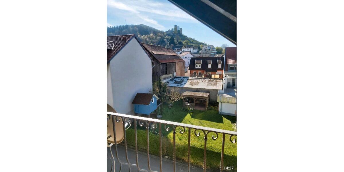 Dachgeschoßwohnung Schriesheim - 2.5 Zimmer, 80 m&sup2;, 1.100&euro; | Angebot:26283889
