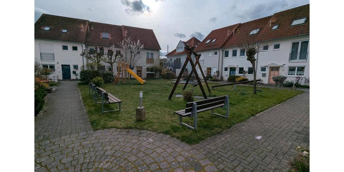 Reihenhaus Neustadt an der Weinstraße Duttweiler - 5 Zimmer, 155 m&sup2;, 1.700&euro; | Angebot:25589603