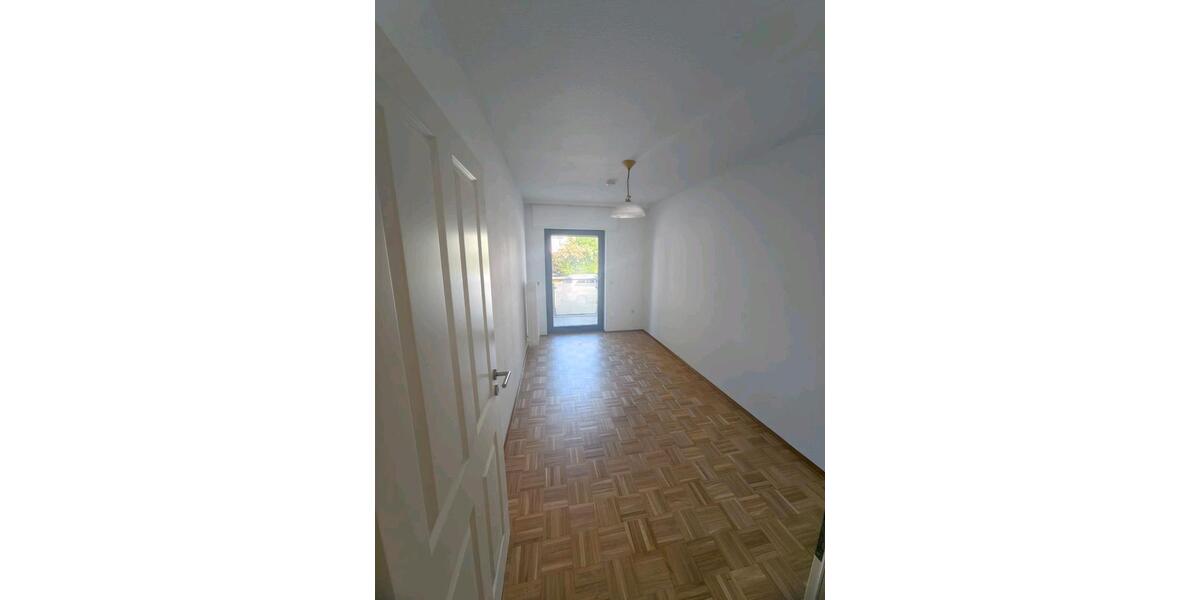 Erdgeschoßwohnung Walldorf - 4 Zimmer, 118 m&sup2;, 1.600&euro; | Angebot:26460083