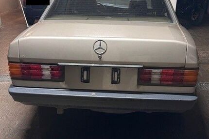 Mercedes-Benz 190 245.000 km 4.990 &euro; Bensheim 64625