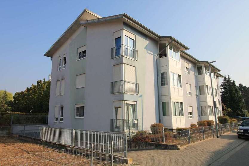 Wohnung zum Mieten in Gernsheim 782,87 € 98.35 m²