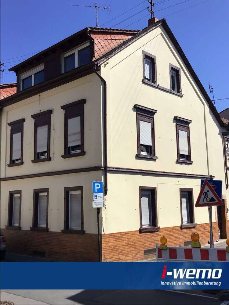 Haus zum Kaufen in Bad Dürkheim 280.000 € 204 m²